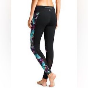Athleta Floral Black Ankle Leggings,‎ Women’s Small
